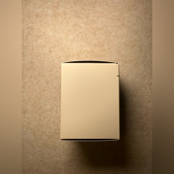 NEST New York Wellness SUNLIT YUZU
& NEROLI Scented Candle,NWT - Picture 5 of 8